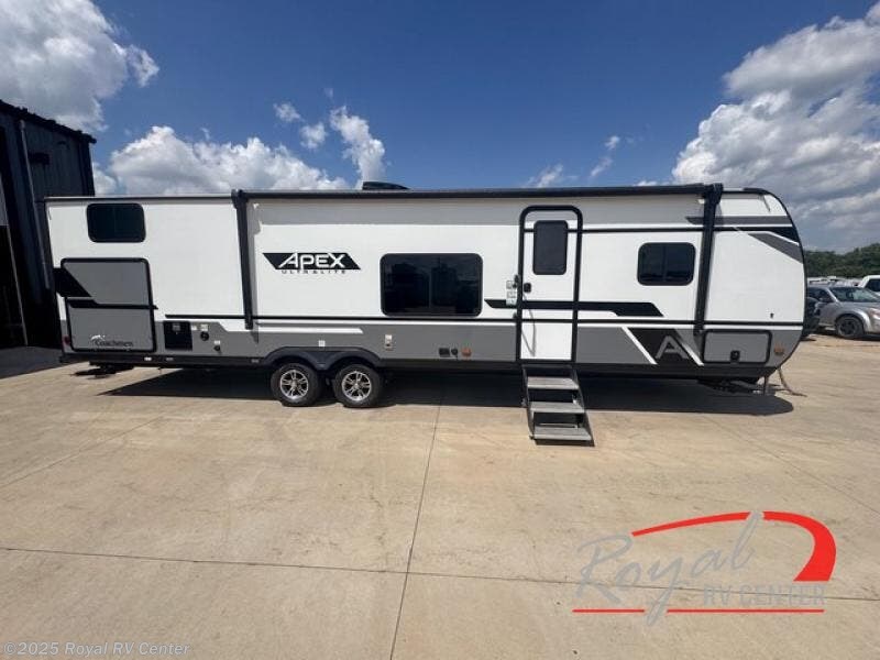 Used 2024 Coachmen Apex Ultra-Lite 300BHS available in Middlebury, Indiana