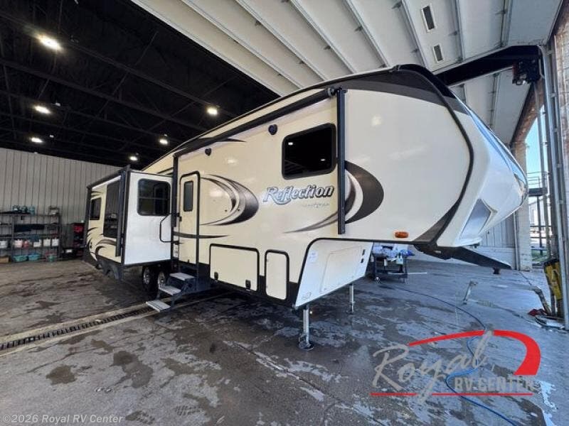 Used 2019 Grand Design Reflection 303RLS available in Middlebury, Indiana