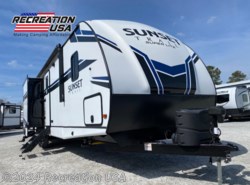 Used 2021 CrossRoads Sunset Trail Super Lite 331BH available in Longs - North Myrtle Beach, South Carolina