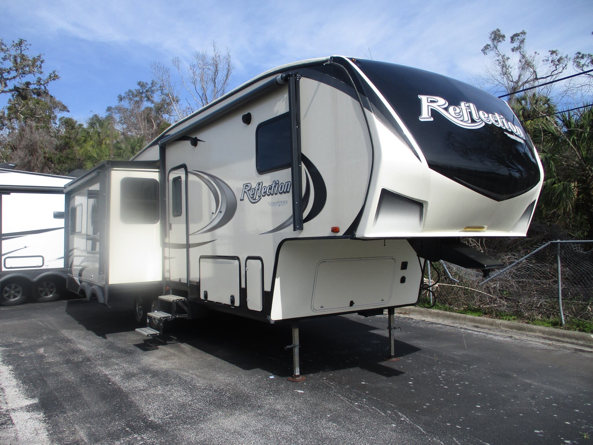 Used 2018 Grand Design Reflection 303RLS available in Cross City, Florida