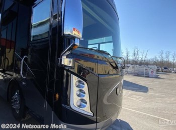 New 2022 Thor Motor Coach Venetian R40 available in Burns Harbor, Indiana