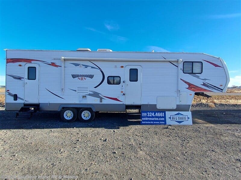 Used 2013 Forest River Wildwood SRV F32SRV available in Jerome, Idaho