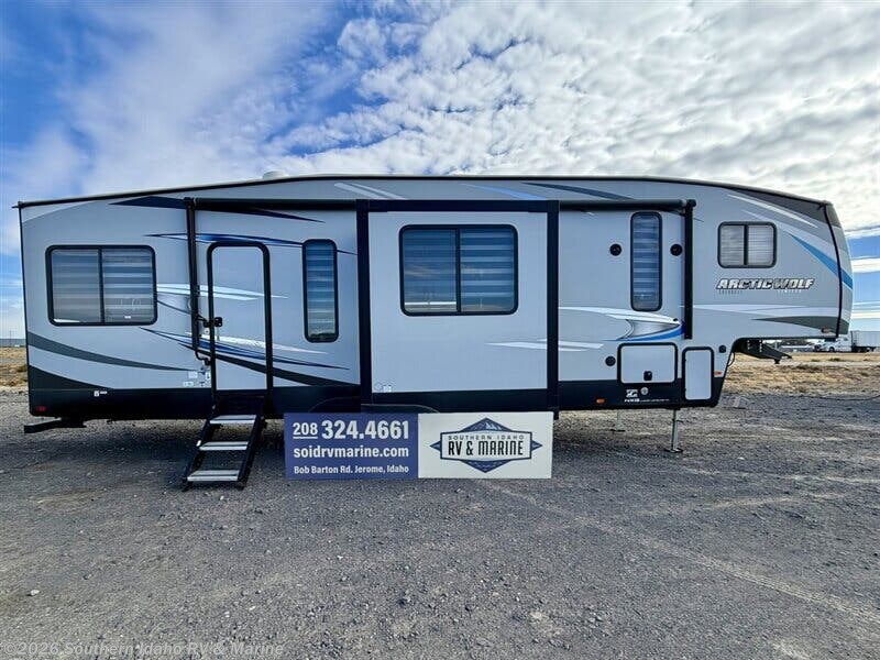 Used 2020 Forest River Cherokee Arctic Wolf 311M available in Jerome, Idaho