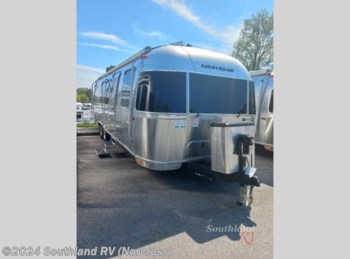 New 2023 Airstream Flying Cloud 30FB Office available in Norcross, Georgia
