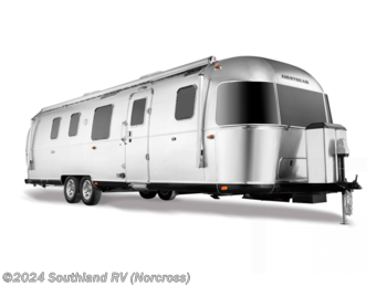 New 2024 Airstream Classic 30RB available in Norcross, Georgia