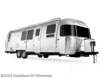 New 2024 Airstream Flying Cloud 30FB Queen Office available in Norcross, Georgia