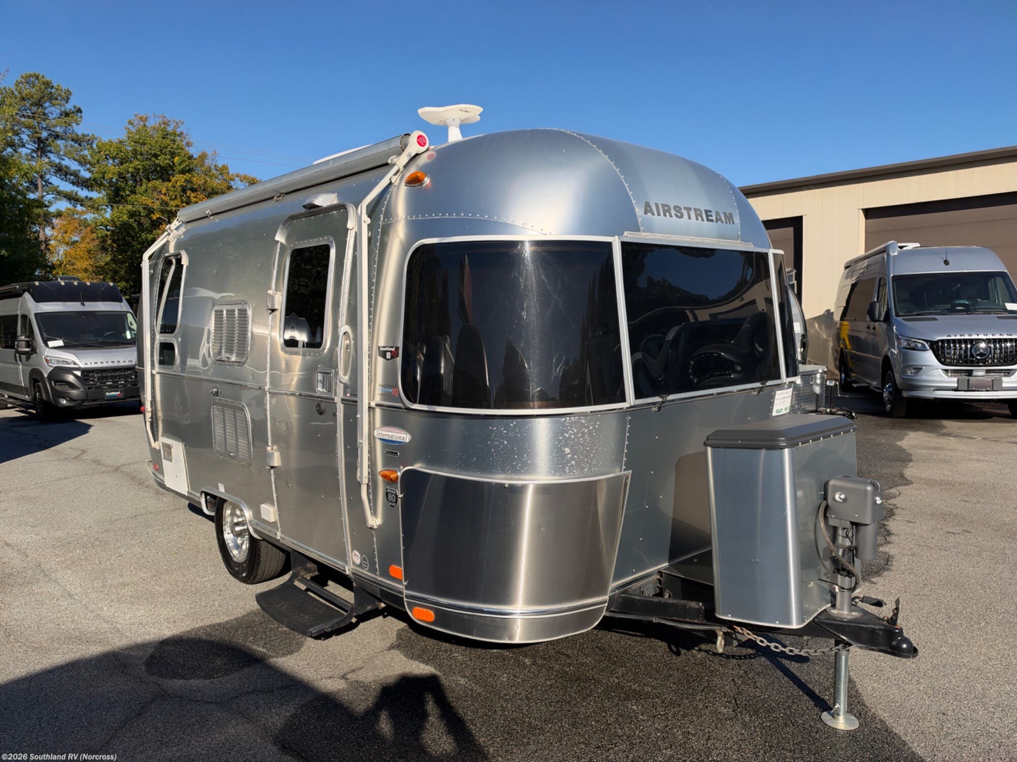 Used 2012  Airstream International Signature 19 by Airstream from Southland RV in Norcross, GA