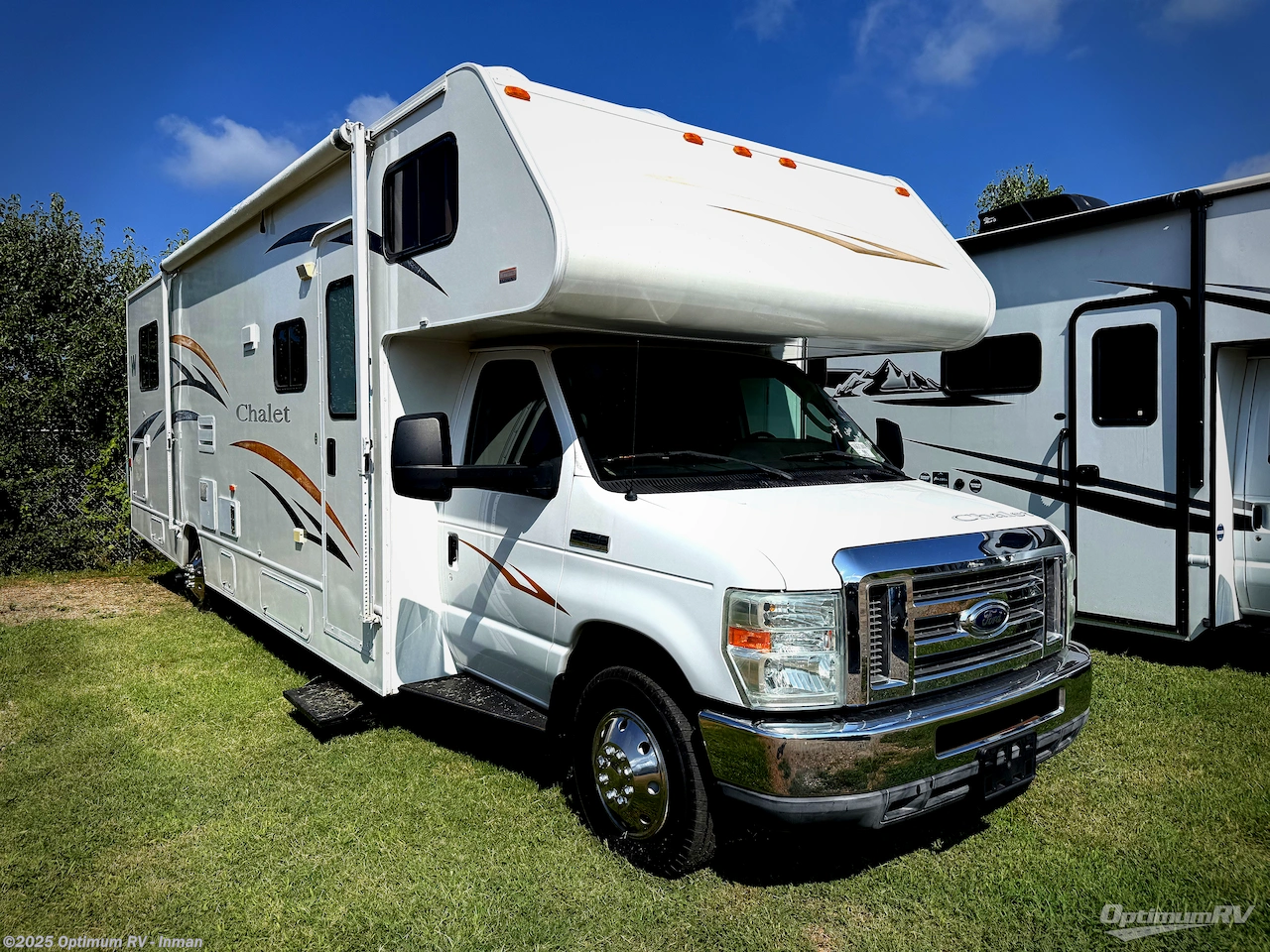 Used 2011 Winnebago Chalet 31C available in Inman, South Carolina