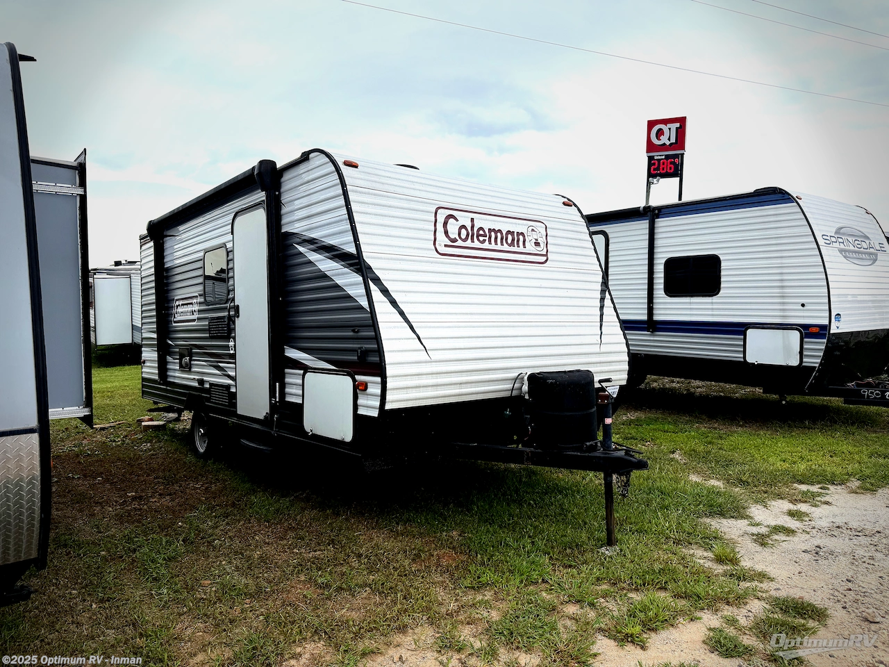 Used 2020 Dutchmen Coleman Lantern LT Series 17FQ available in Inman, South Carolina