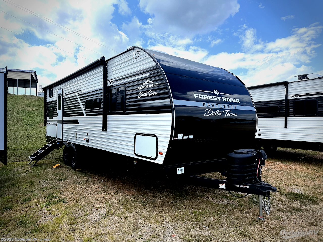 New 2026 East to West Della Terra 262BH available in Inman, South Carolina