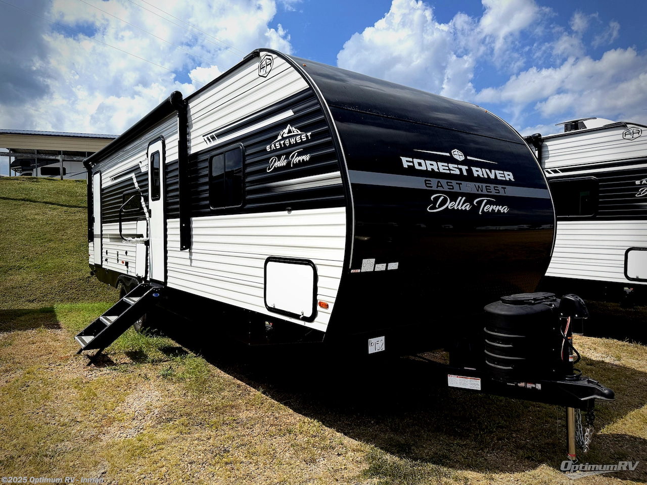 New 2026 East to West Della Terra 275BH available in Inman, South Carolina