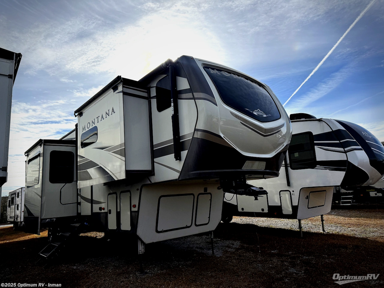 Used 2020 Keystone Montana 3741FK available in Inman, South Carolina