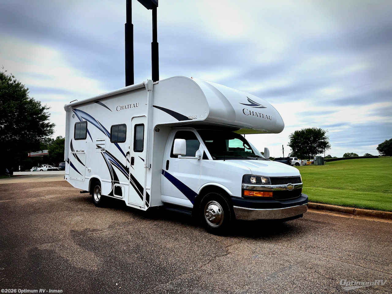 Used 2020 Thor  Chateau 22E available in Inman, South Carolina