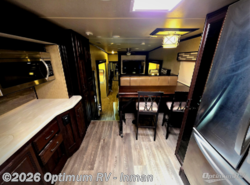 Used 2018 Palomino Columbus F386FK available in Inman, South Carolina