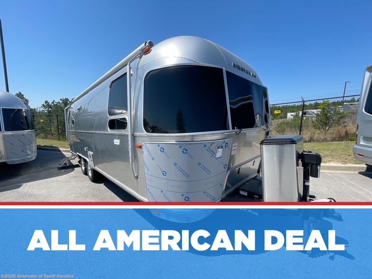 New 2025 Airstream Flying Cloud 27FB available in Lexington, South Carolina