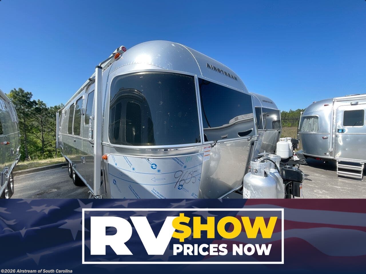 New 2026 Airstream Classic 28RB Twin available in Lexington, South Carolina