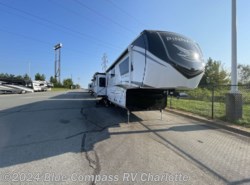 New 2025 Jayco Pinnacle 37MDQS available in Concord, North Carolina