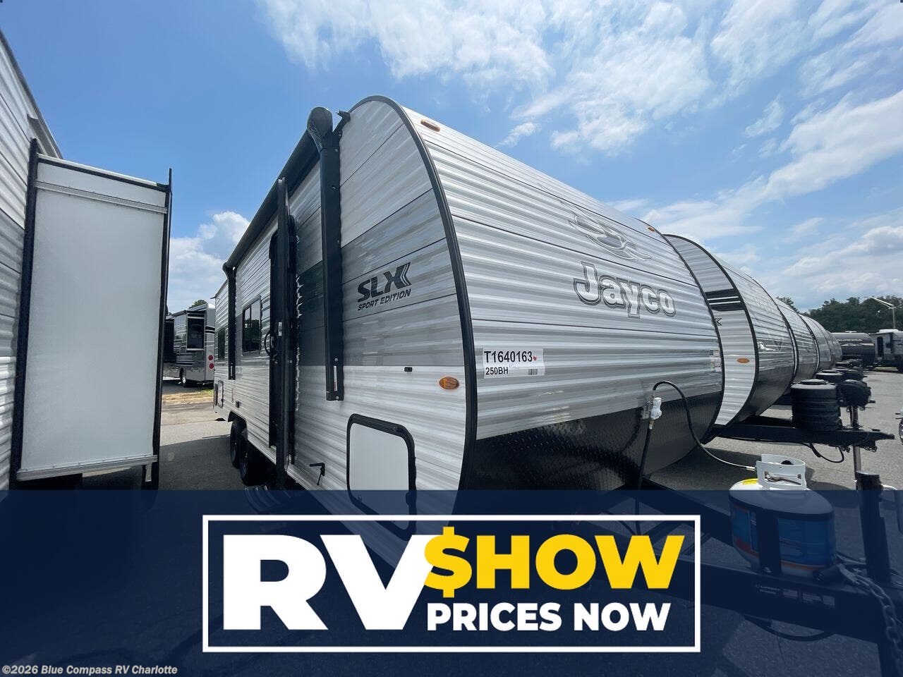 New 2026 Jayco Jay Flight SLX 250BH Sport's Edition available in Concord, North Carolina