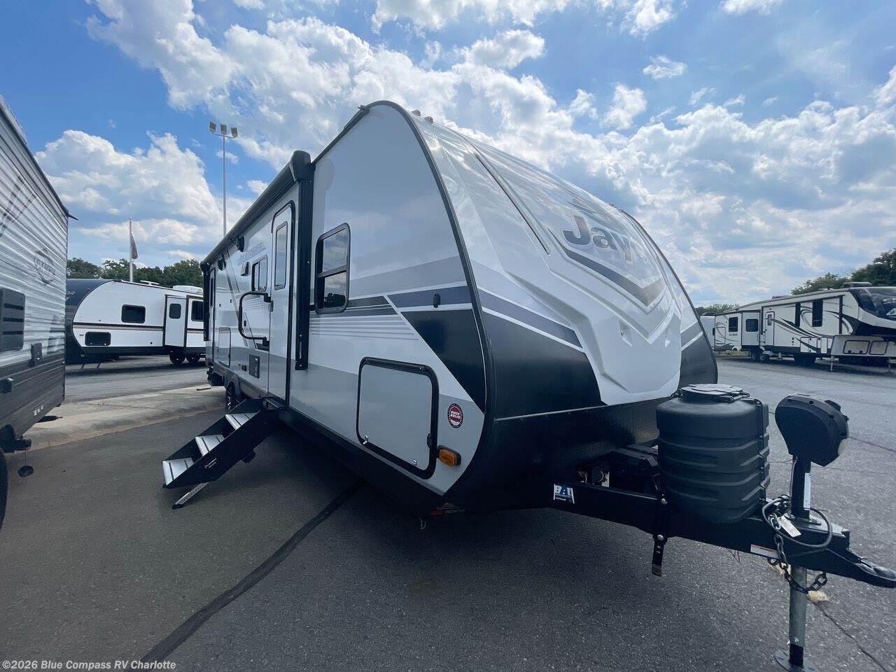 Used 2024 Jayco Jay Feather 27BHB available in Concord, North Carolina