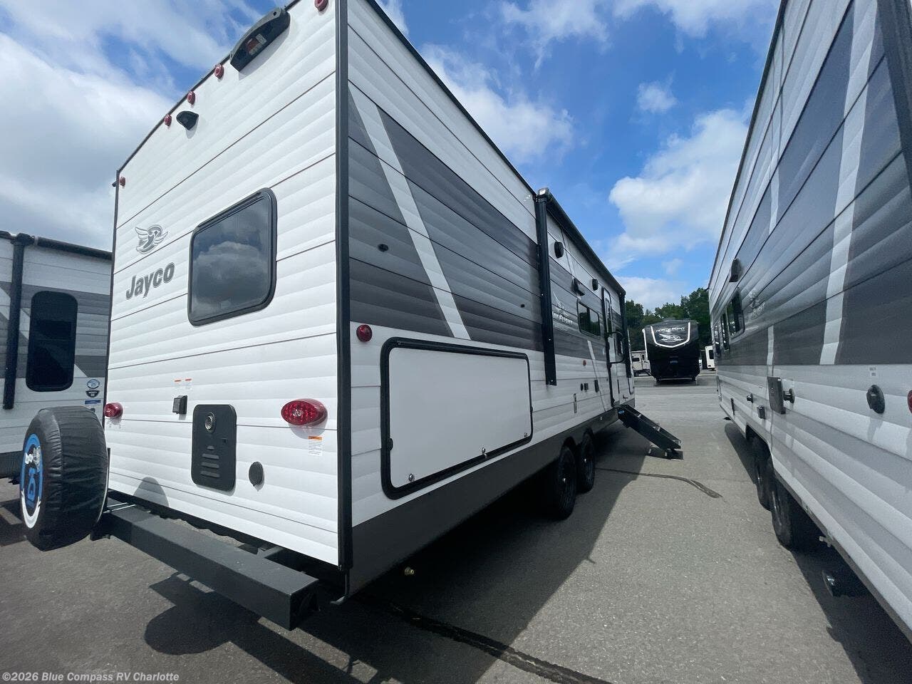 New 2027 Jayco Jay Flight SLX 261BHS available in Concord, North Carolina