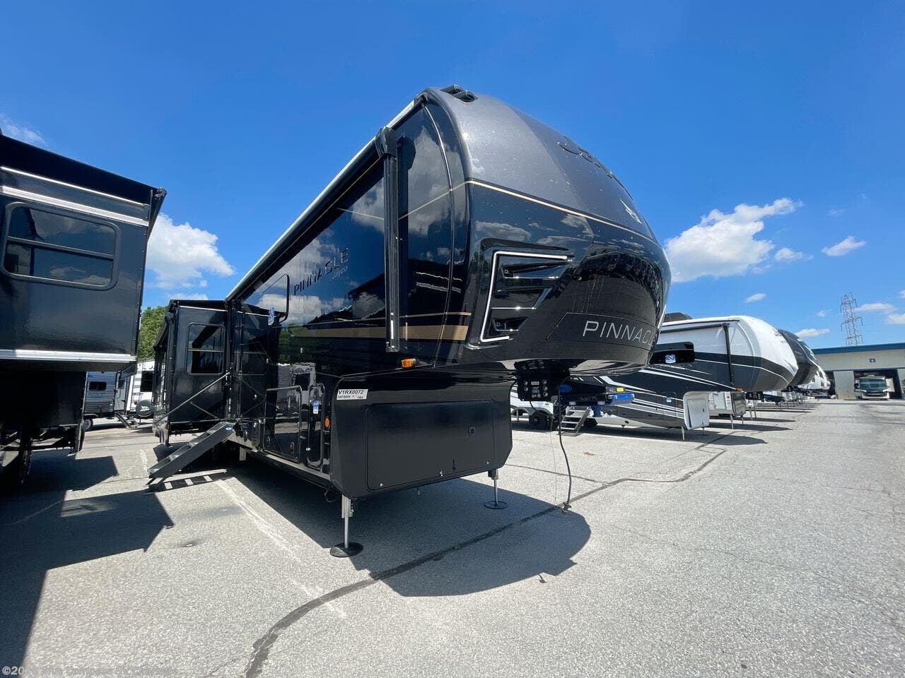 New 2027 Jayco Pinnacle 38FBRK available in Concord, North Carolina