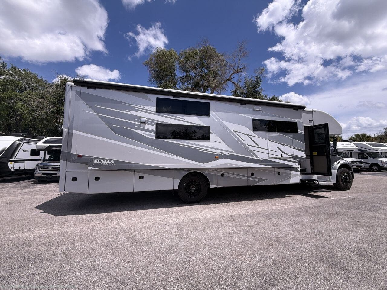 New 2026 Jayco Seneca Prestige 37L available in Concord, North Carolina