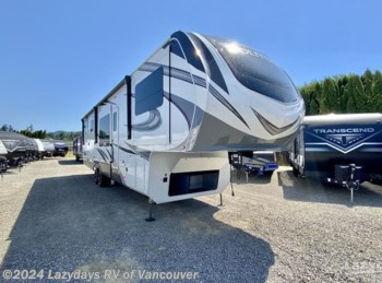 New 2023 Grand Design Solitude 382WB available in Woodland, Washington