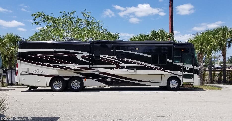 Used 2009 Tiffin Phaeton 42 QBH available in Fort Myers, Florida