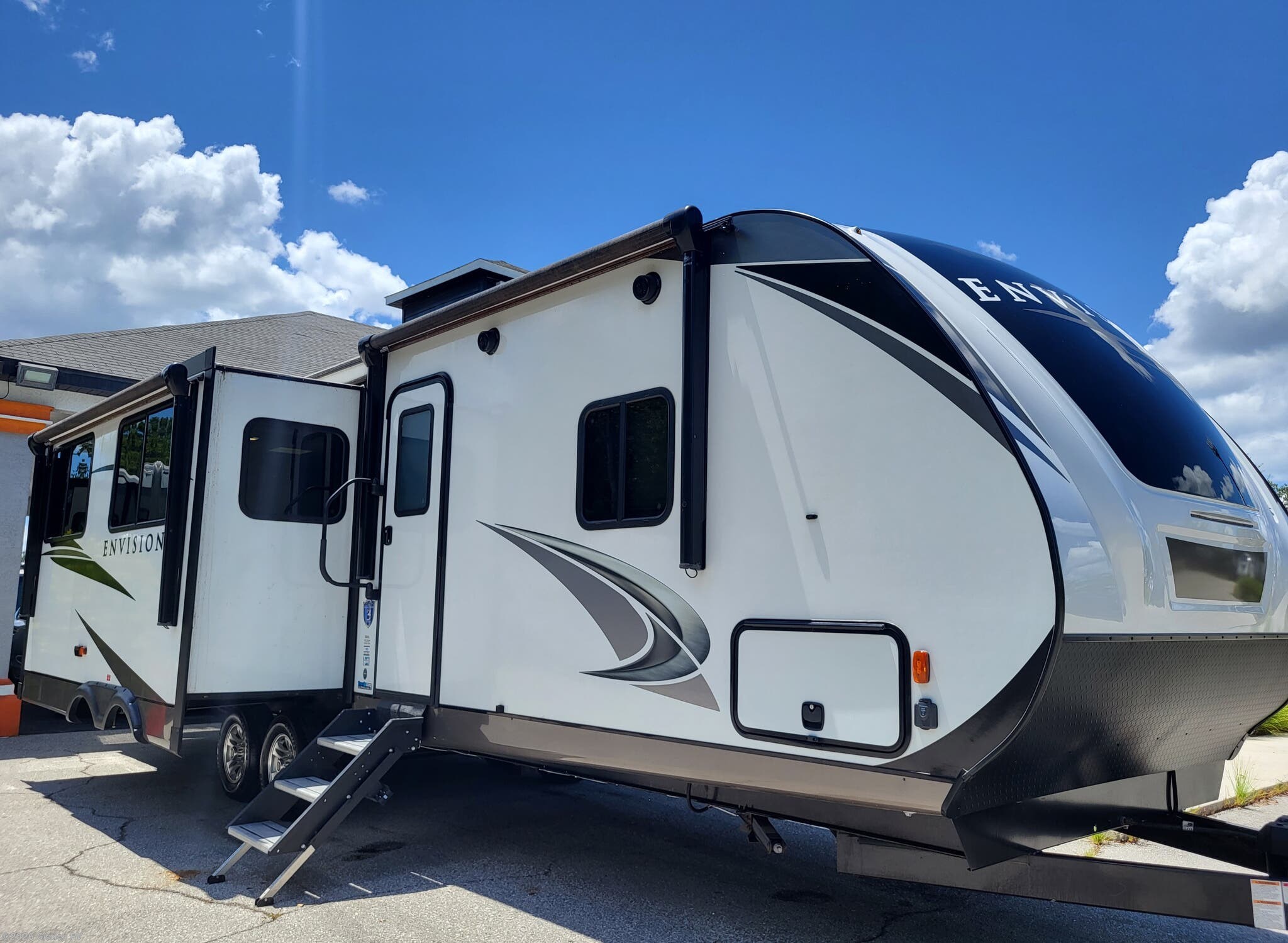 Used 2020  Gulf Stream Envision 290RL by Gulf Stream from Glades RV in Fort Myers, FL