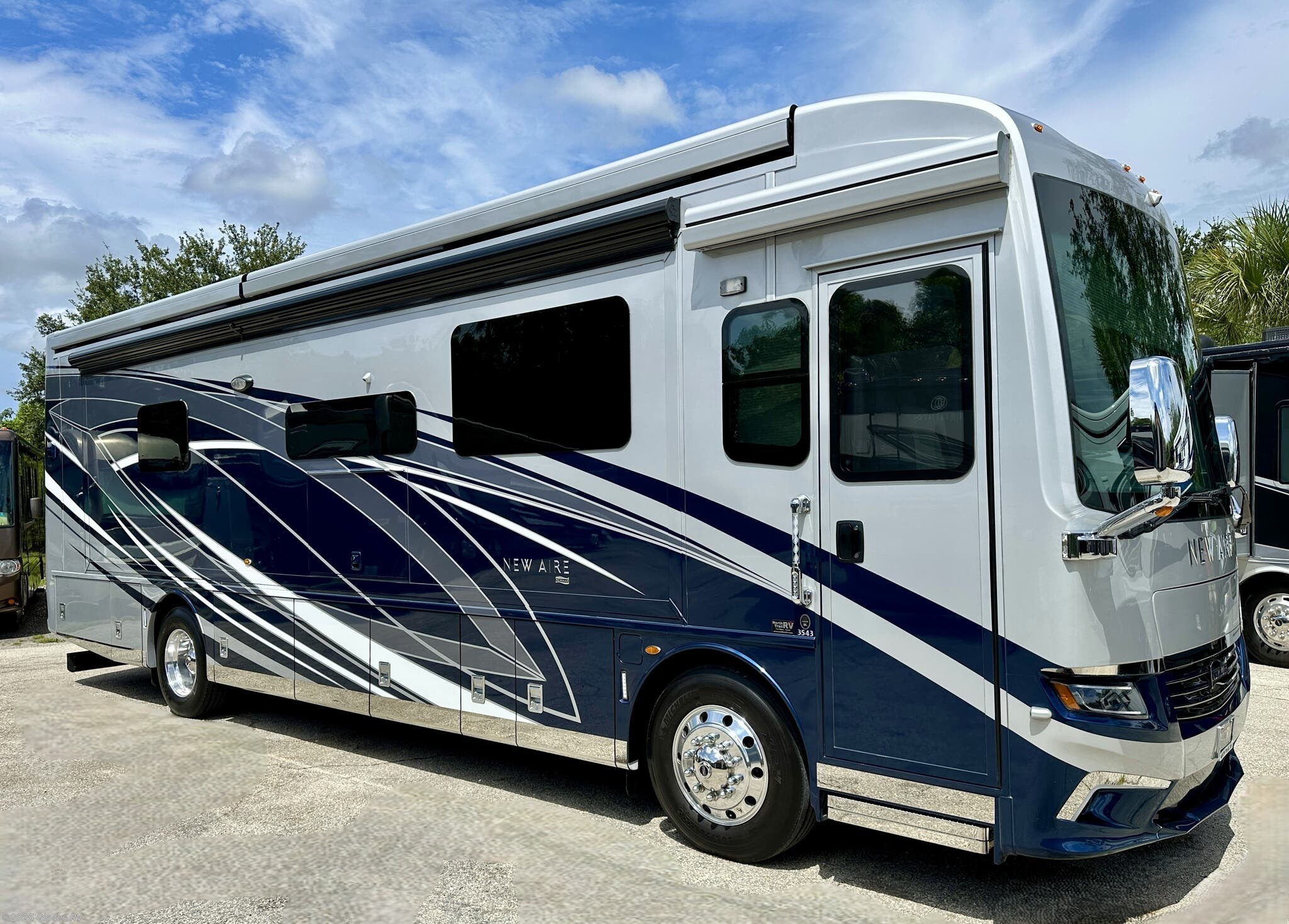 Used 2021 Newmar New Aire 3543 available in Fort Myers, Florida