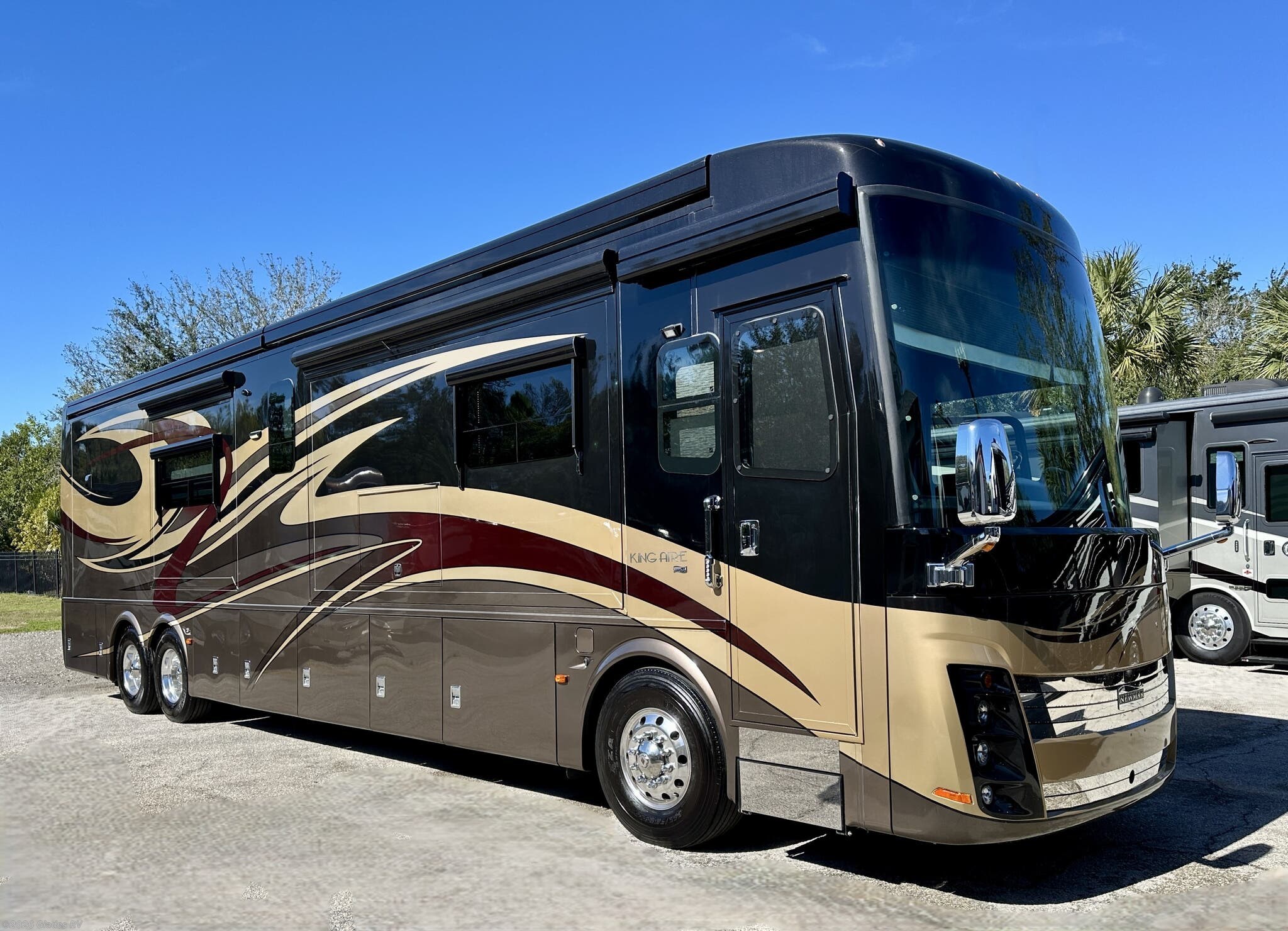 Used 2014 Newmar King Aire 4593 available in Fort Myers, Florida
