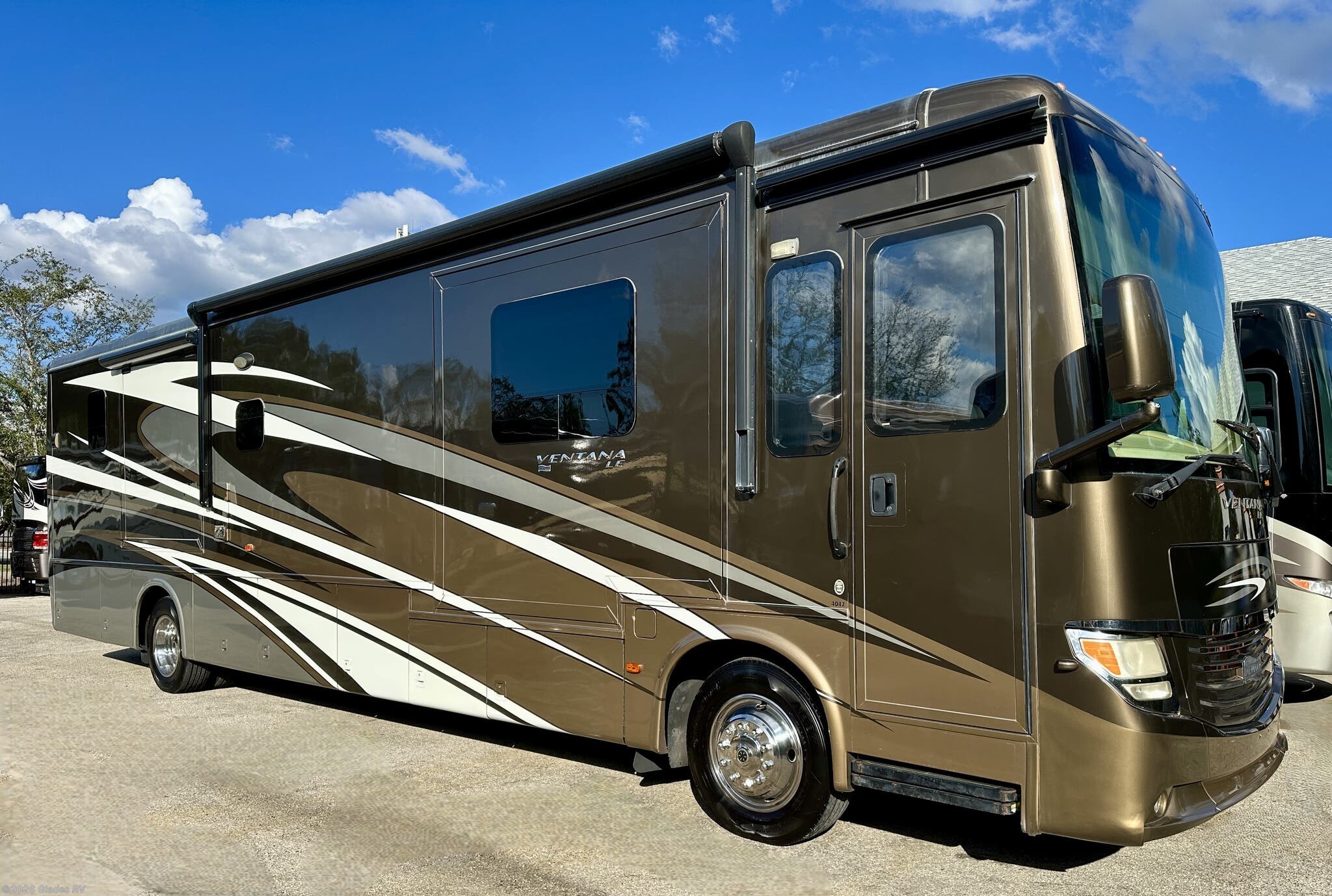 Used 2017 Newmar Ventana LE 4042 available in Fort Myers, Florida