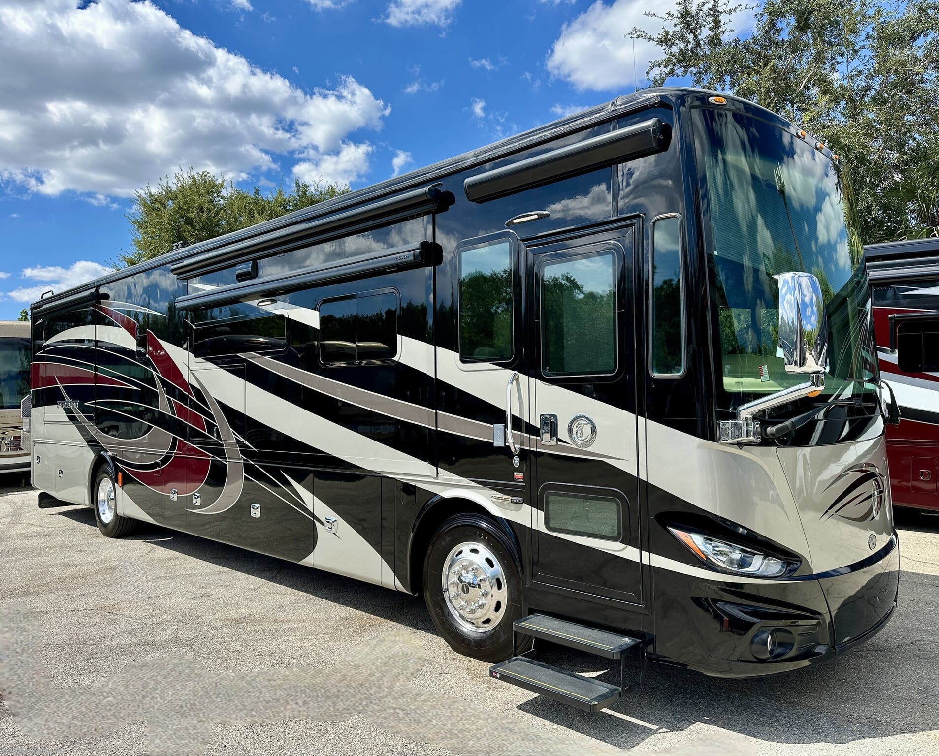 Used 2019 Tiffin Phaeton 40 QKH available in Fort Myers, Florida