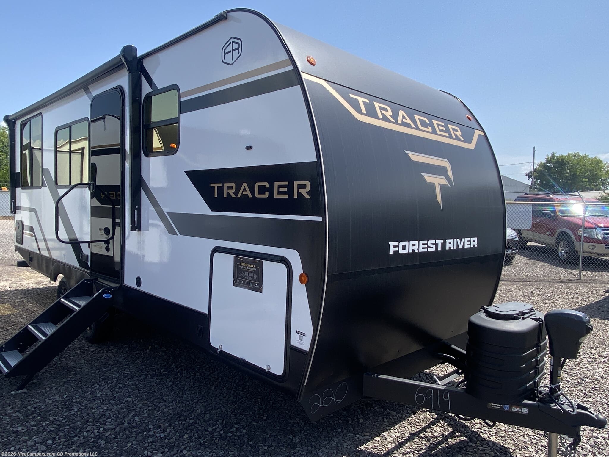 New 2026 Prime Time Tracer 220RS available in Russellville, Arkansas