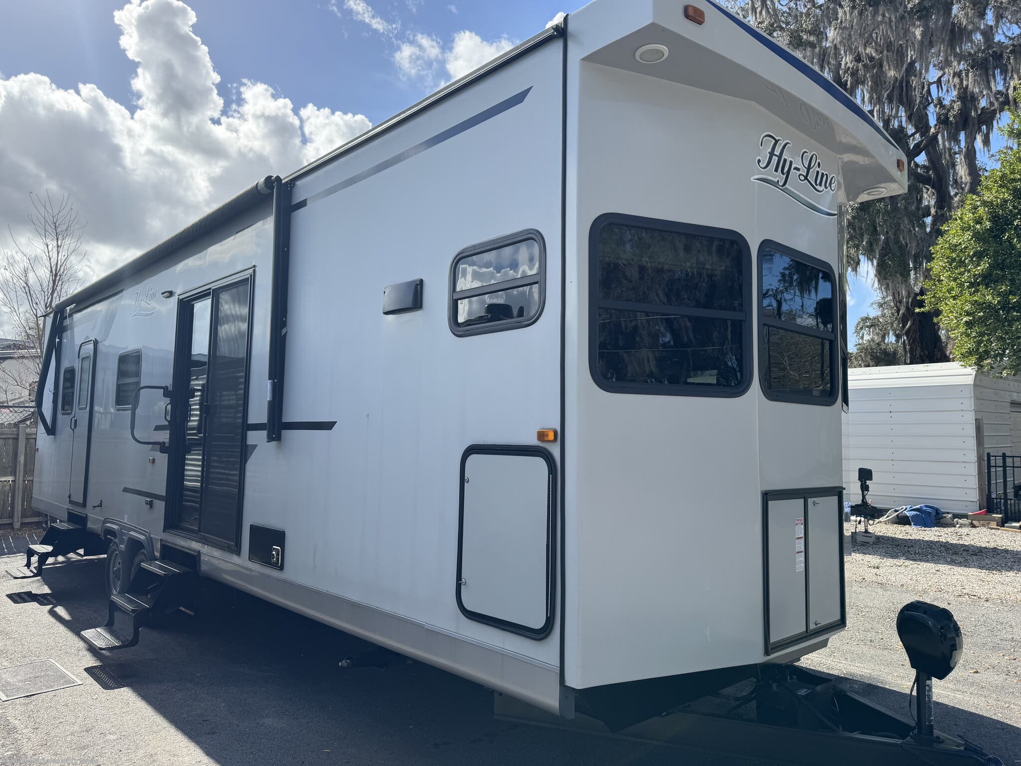 Used 2023 HL Enterprise Hy-Line 35FE1PD available in Longwood, Florida