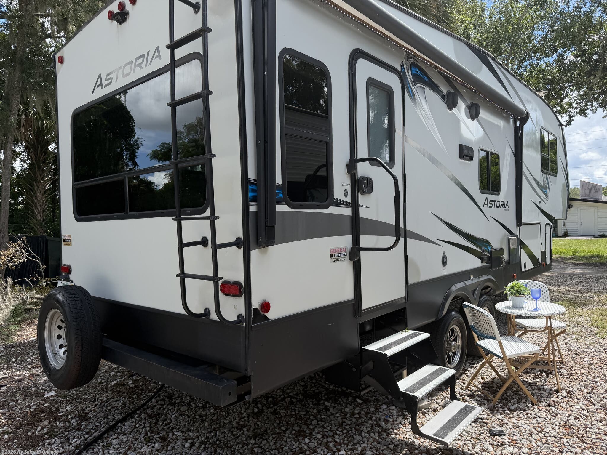 Used 2018 Aerolite Astoria 2513RLF available in Longwood, Florida