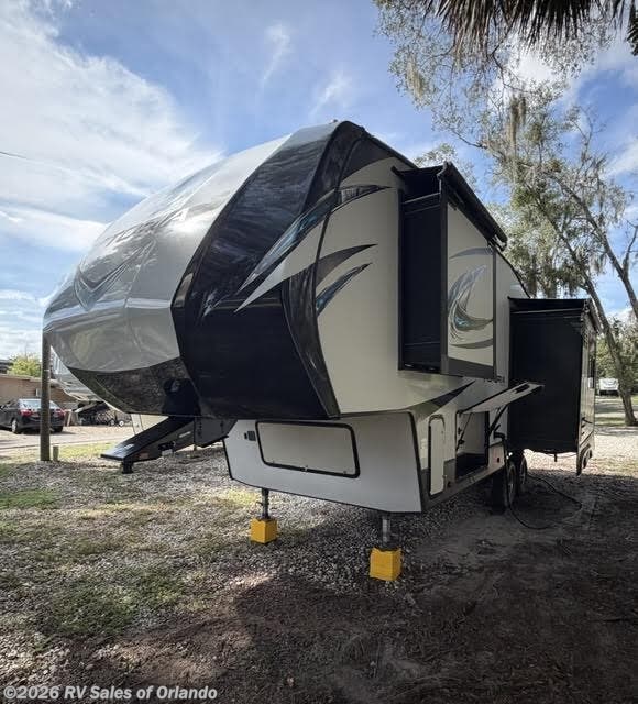 Used 2018 Aerolite Astoria 2513RLF available in Longwood, Florida