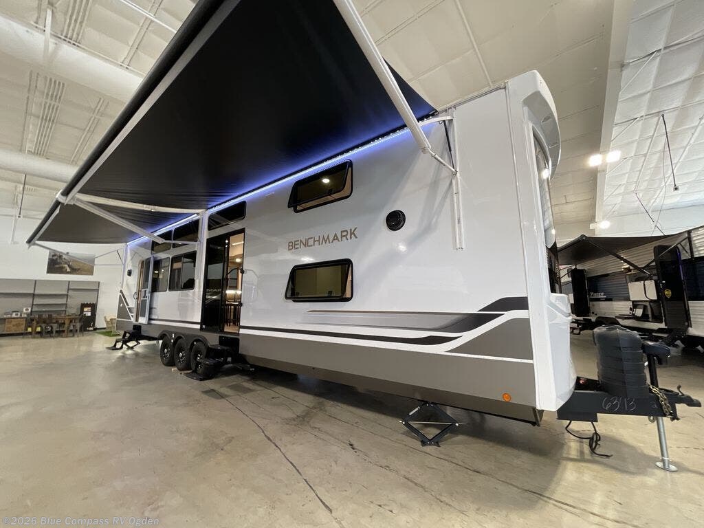 New 2025 Alliance RV Benchmark 44LFT available in Marriott-Slaterville, Utah