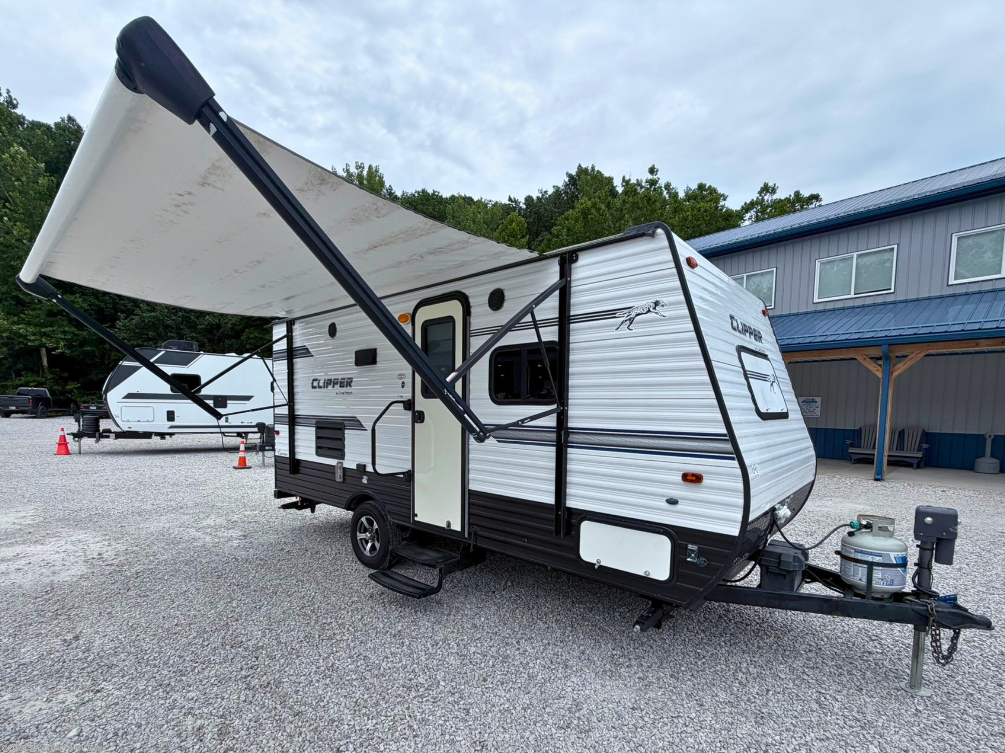 Used 2018 Coachmen Clipper 17FQS available in Rockville, Indiana