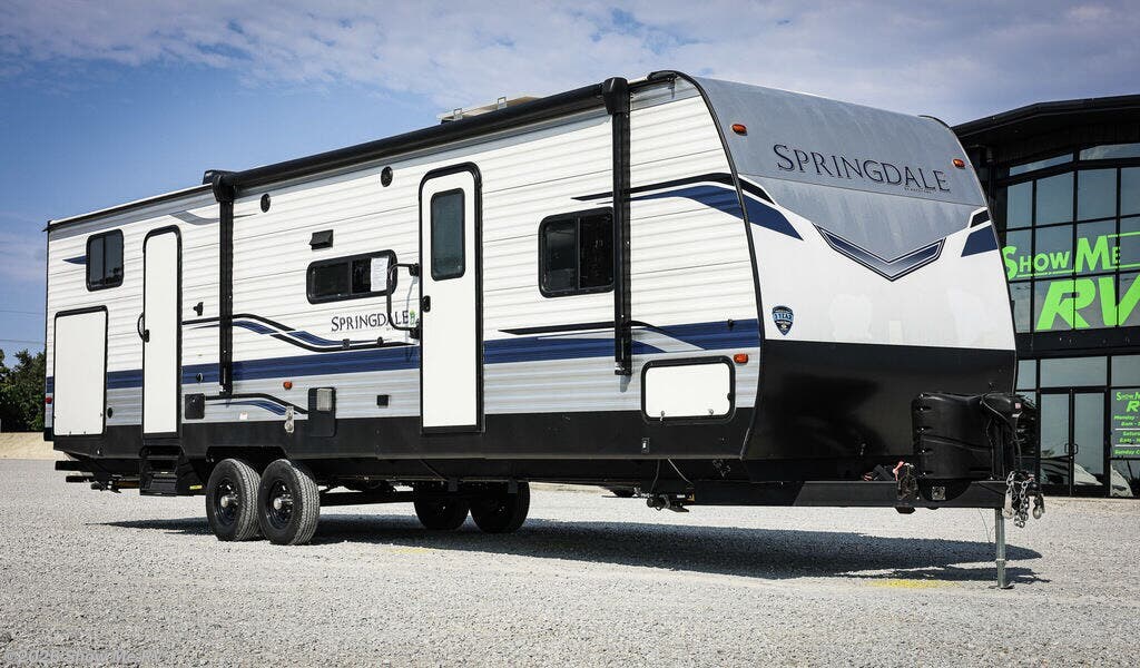 Used 2022  Keystone Springdale 303BH by Keystone from Show Me RV in Clinton, MO