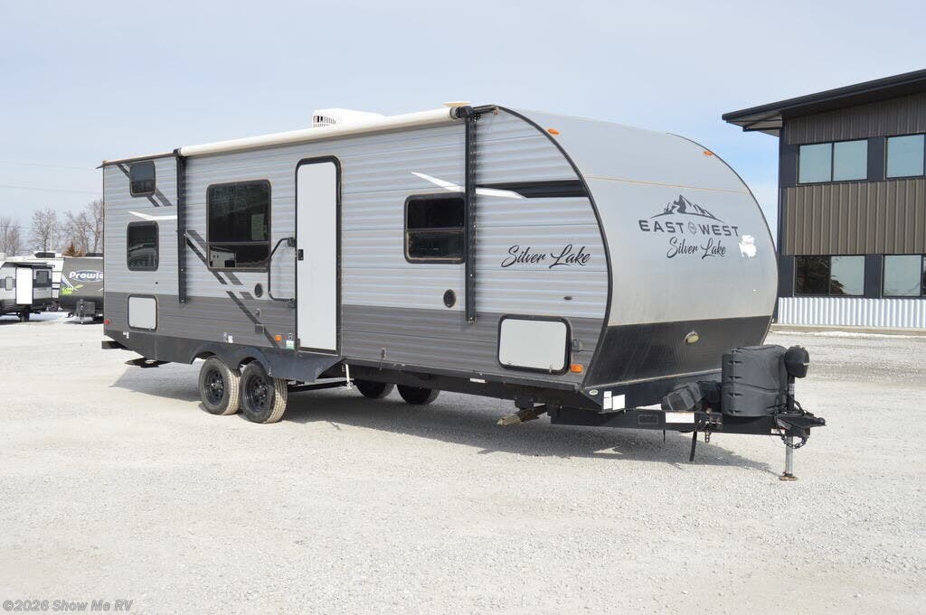 Used 2021  East to West  27KNS by East to West from Show Me RV in Clinton, MO