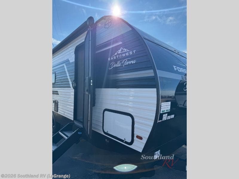New 2026  East to West Della Terra 251RD by East to West from Southland RV in Lagrange, GA