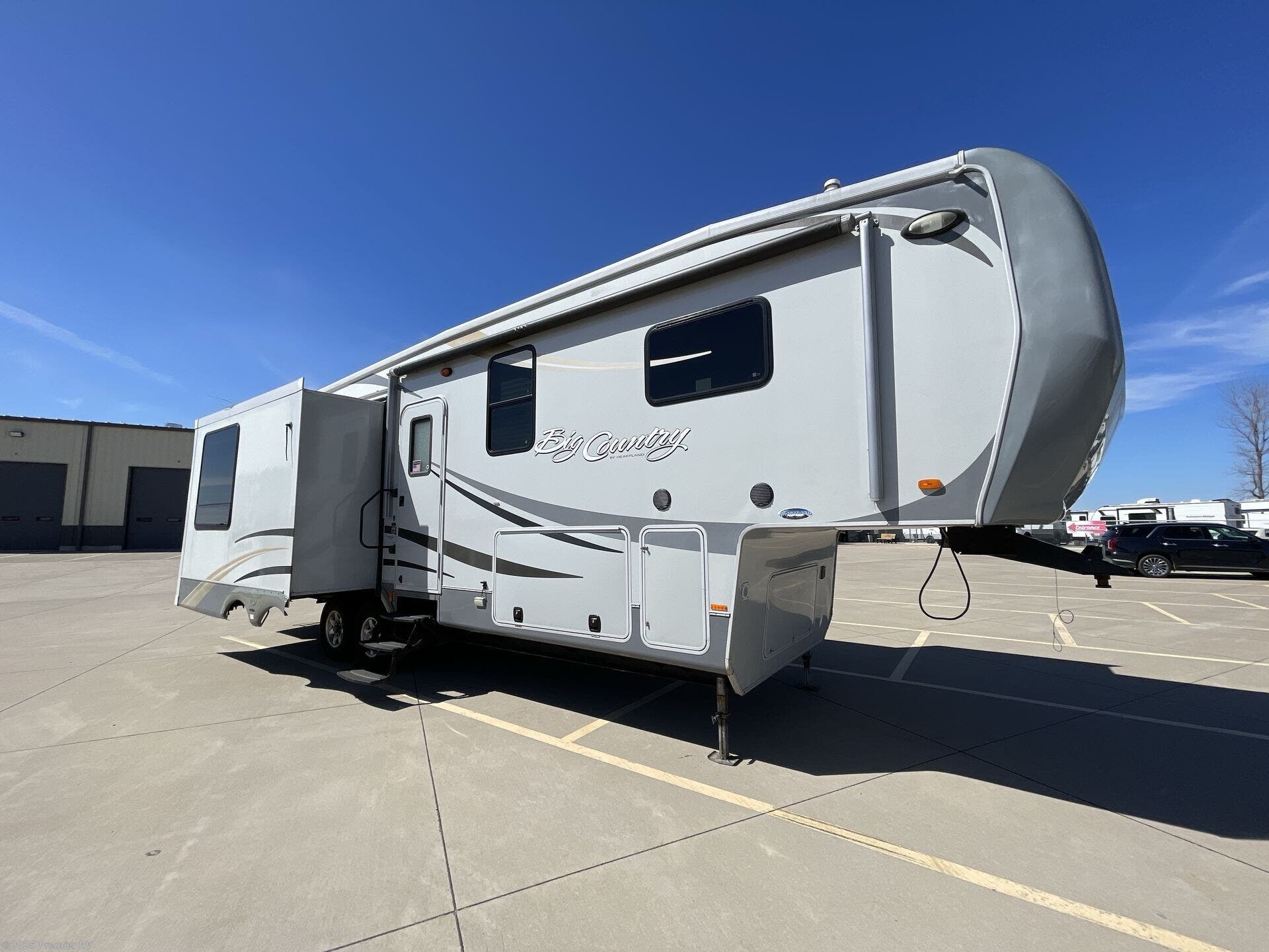 Used 2011 Heartland Big Country BC 3250TS available in Blue Grass, Iowa