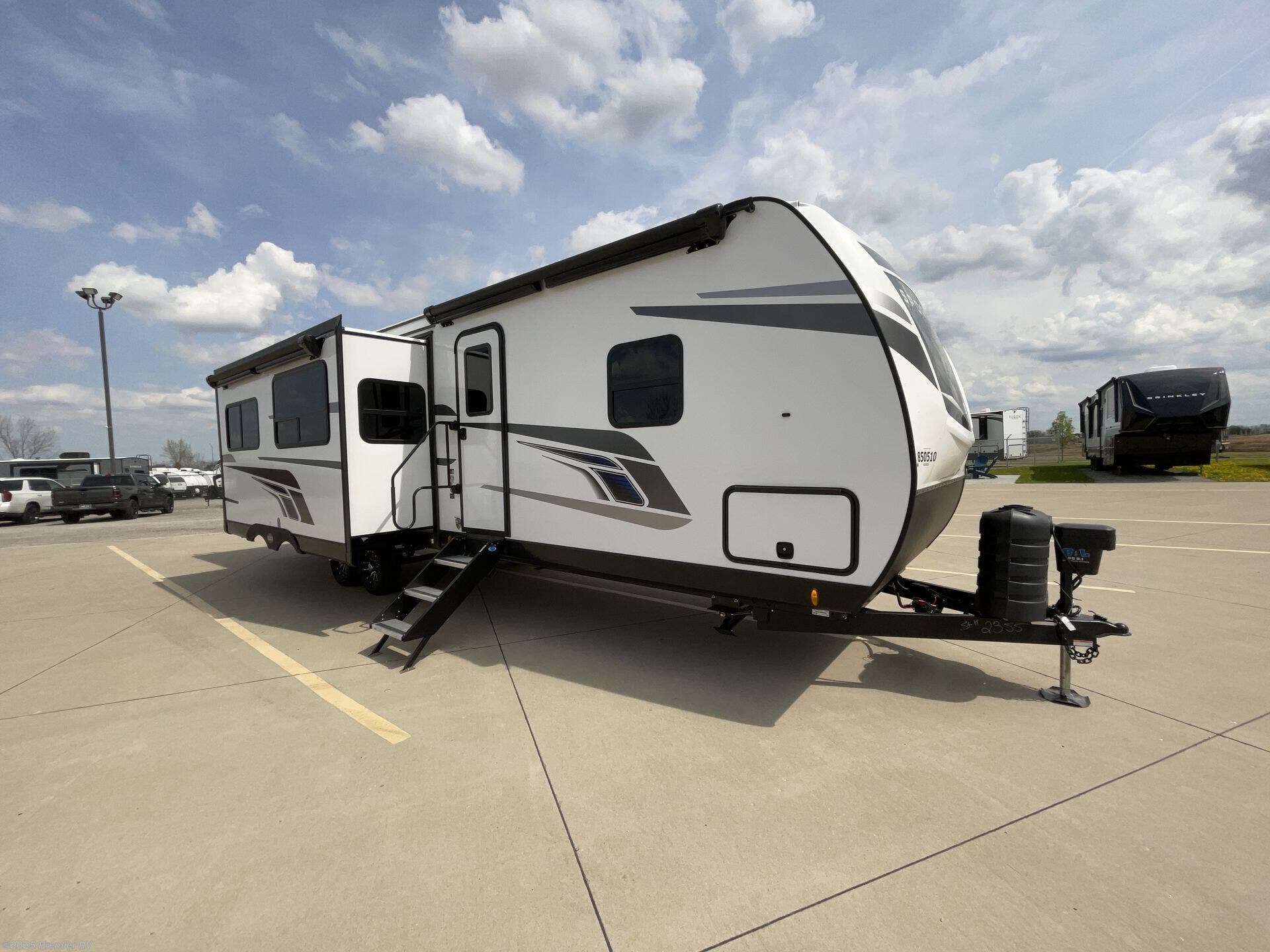 New 2025 Venture RV SportTrek ST327VIK available in Blue Grass, Iowa