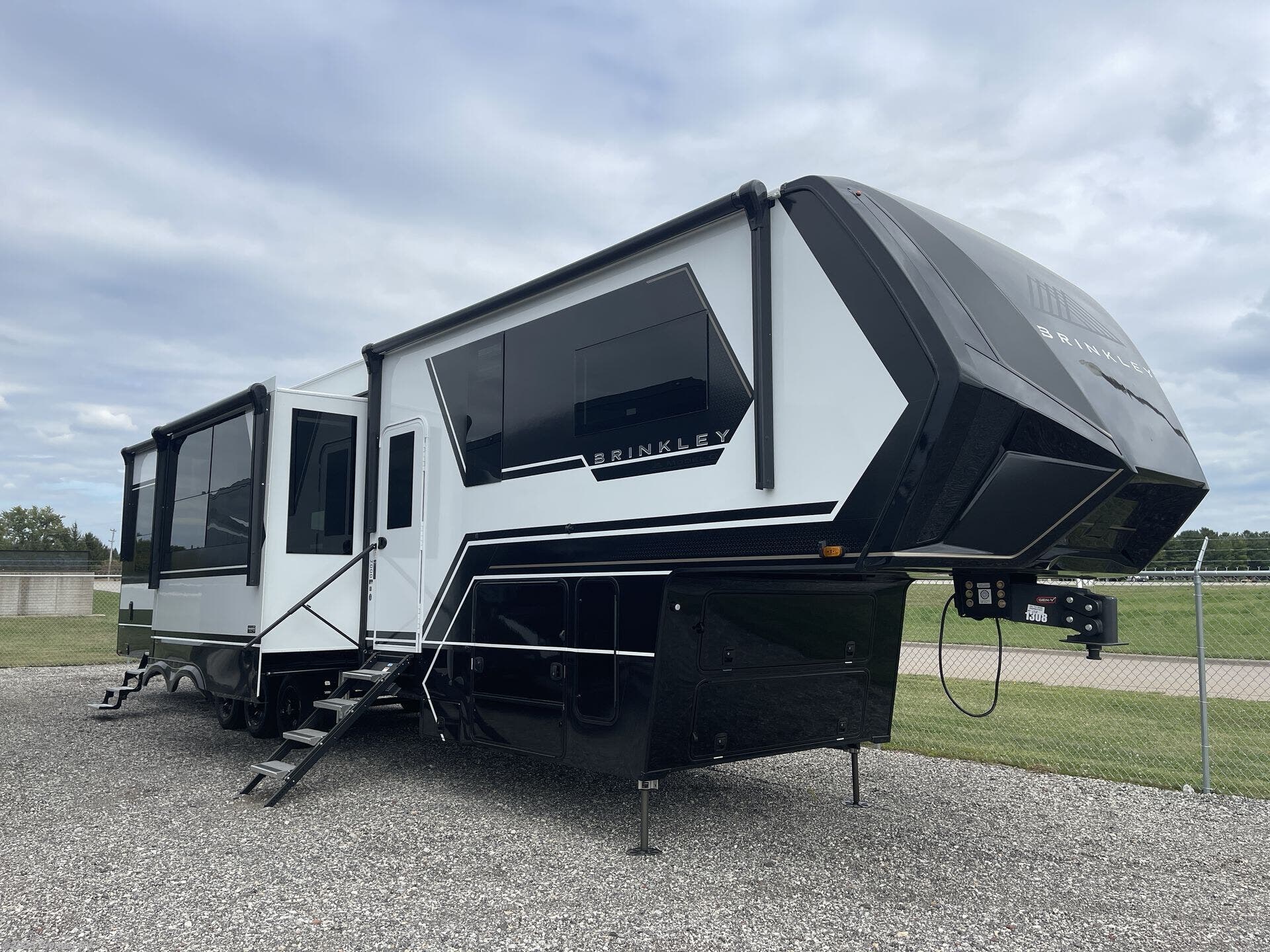 New 2026 Brinkley RV Model G 4000 available in Blue Grass, Iowa