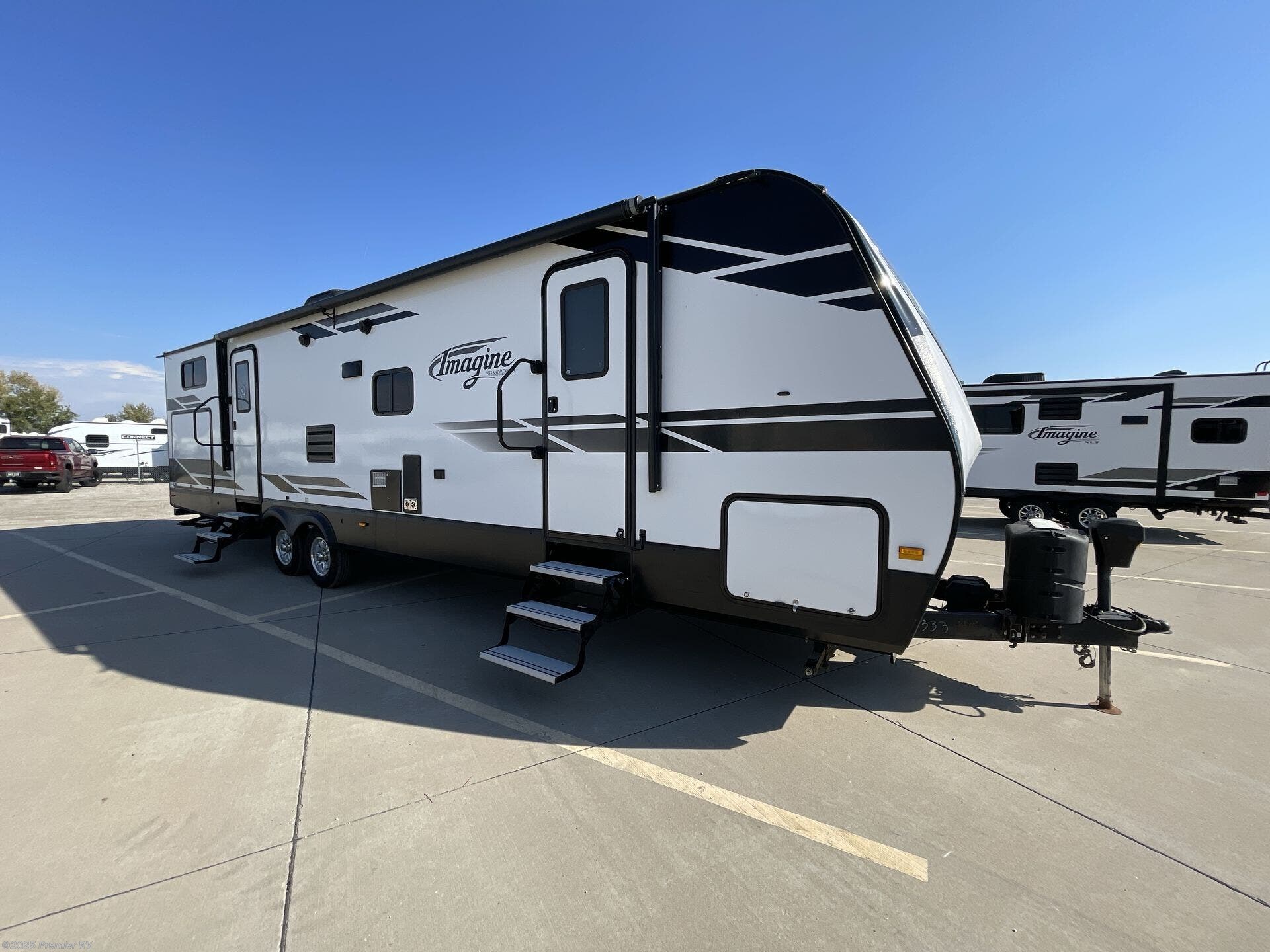 Used 2019 Grand Design Imagine 3170BH available in Blue Grass, Iowa