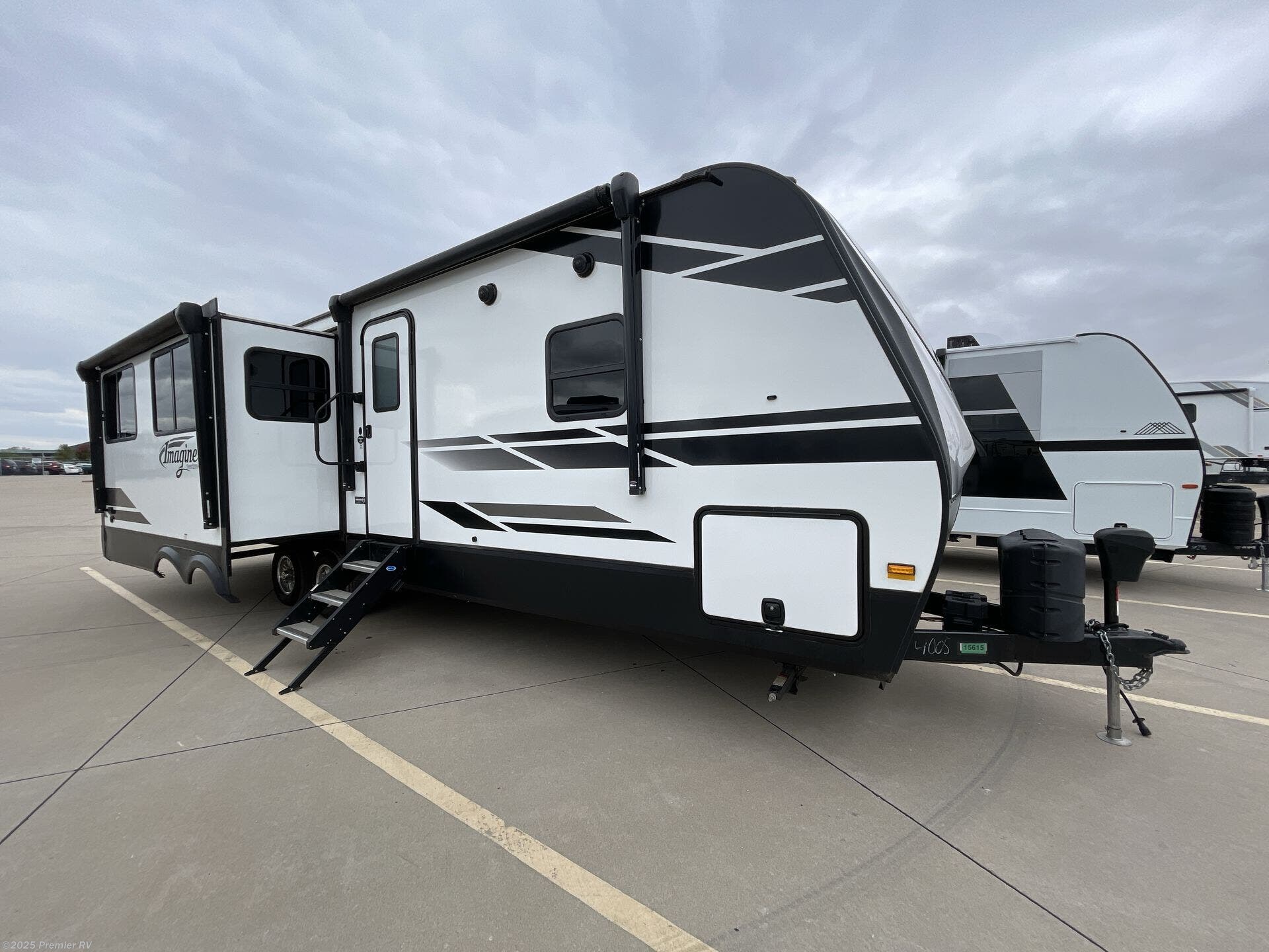 Used 2020 Grand Design Imagine 2970RL available in Blue Grass, Iowa