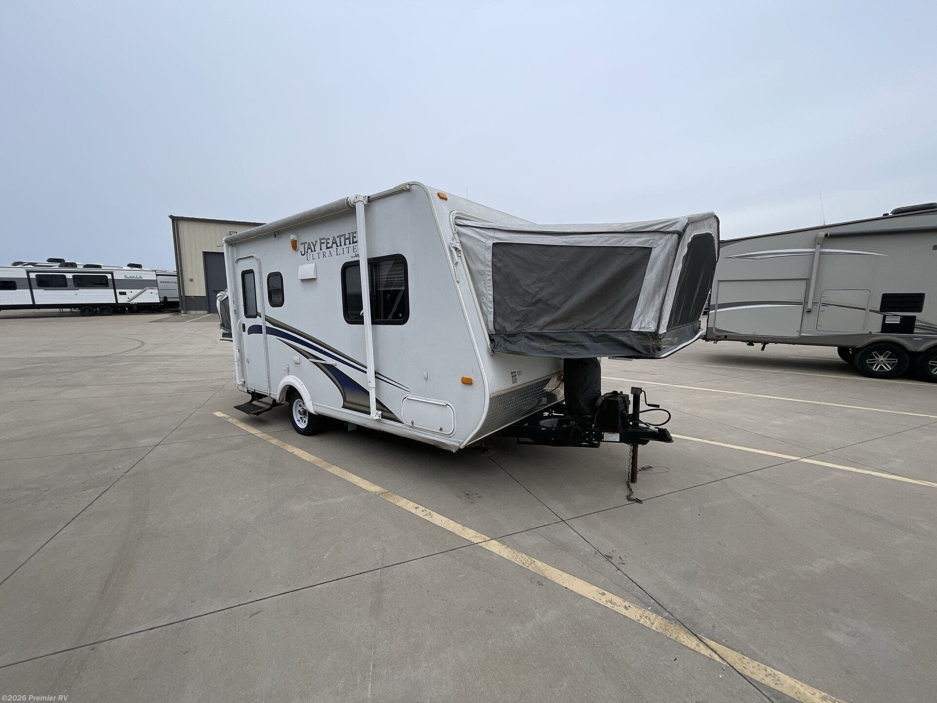 Used 2012 Jayco  FEATHERLIGHT 17Z available in Blue Grass, Iowa