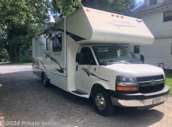 Used 2008 Holiday Rambler Atlantis 128 available in Worcester, Massachusetts