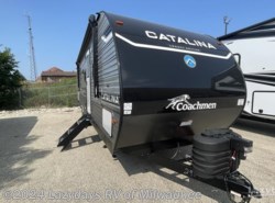 New 2024 Coachmen Catalina Legacy Edition 293QBCK available in Sturtevant, Wisconsin